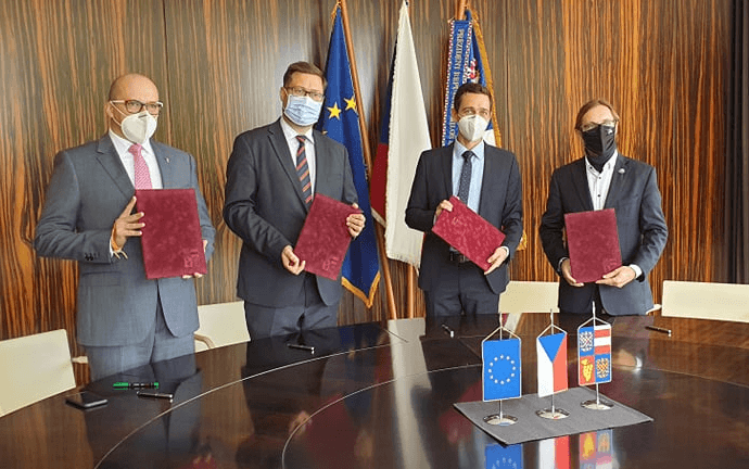 Piráti podepsali Smlouvu o koaliční spolupráci v Zastupitelstvu JMK pro volební období 2020–2024