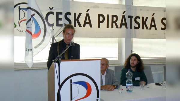 9. výročí impulsu k založení Pirátů od Jiřího Kadeřávka