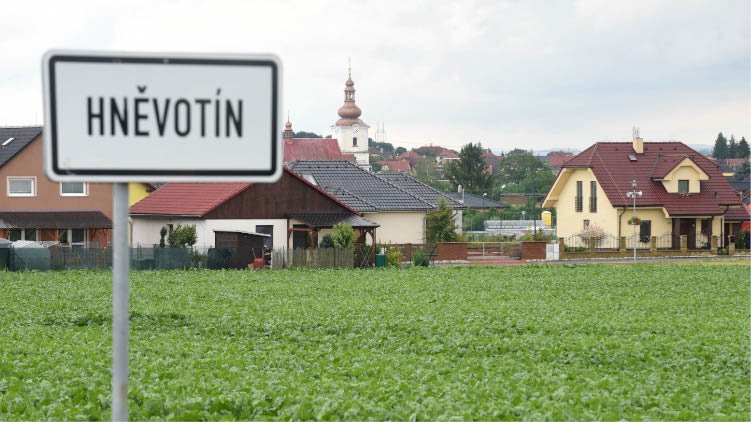 Orná půda v Hněvotíně bude dále sloužit zemědělcům