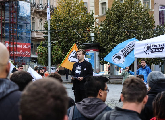 Krátce z Brna: Jaroslav Kameň střídá v zastupitelstvu Moniku Lukášovou Spilkovou