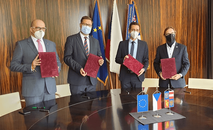 Piráti podepsali Smlouvu o koaliční spolupráci v Zastupitelstvu JMK pro volební období 2020–2024