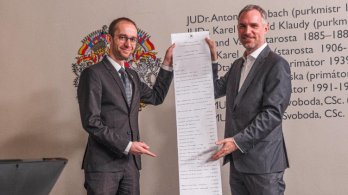 Díky Pirátům se Praha viditelně posunuje dopředu: Zdeněk Hřib předložil dopravní účet. Gesci předá Jaromíru Beránkovi