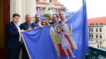 Hlavní město vyvěsilo vlajku Kyjeva na budovu Nové radnice