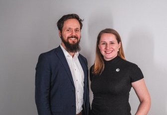 V boji o Prahu povede Piráty do komunálních voleb ekonomka Tereza Nislerová, dvojkou navrhla Adama Zábranského