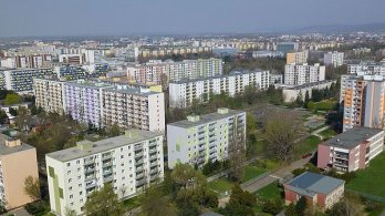 Praha kvůli zastaralým smlouvám na správu nemovitostí ročně přichází o dvacet milionů.