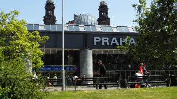 Praha schválila soutěžní záměr revitalizace Vrchlického sadů, haly hlavního nádraží a výstavby nové tramvajové trati