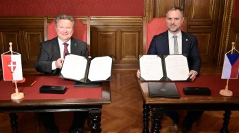 Představitelé Prahy a Vídně podepsali dohodu o vzájemné spolupráci